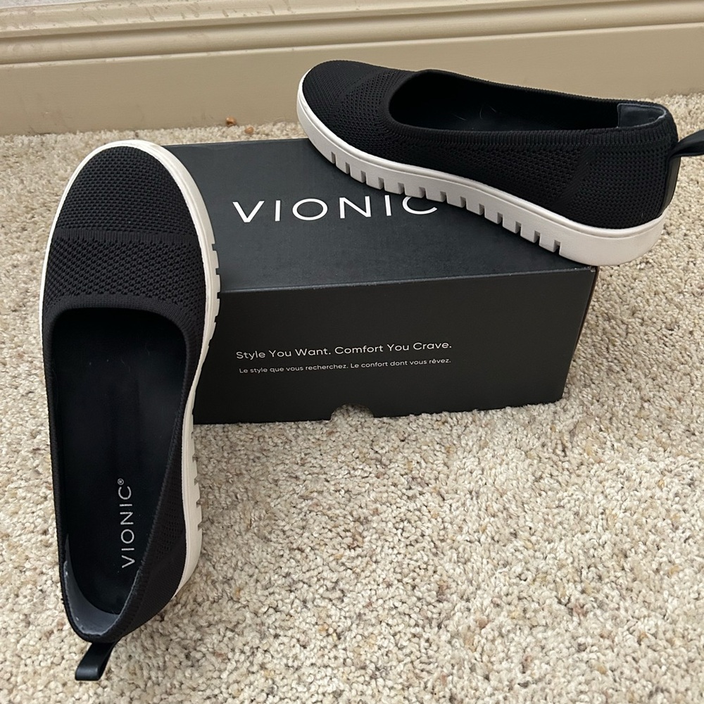 Vionic Women's Black Slip-On Shoes
